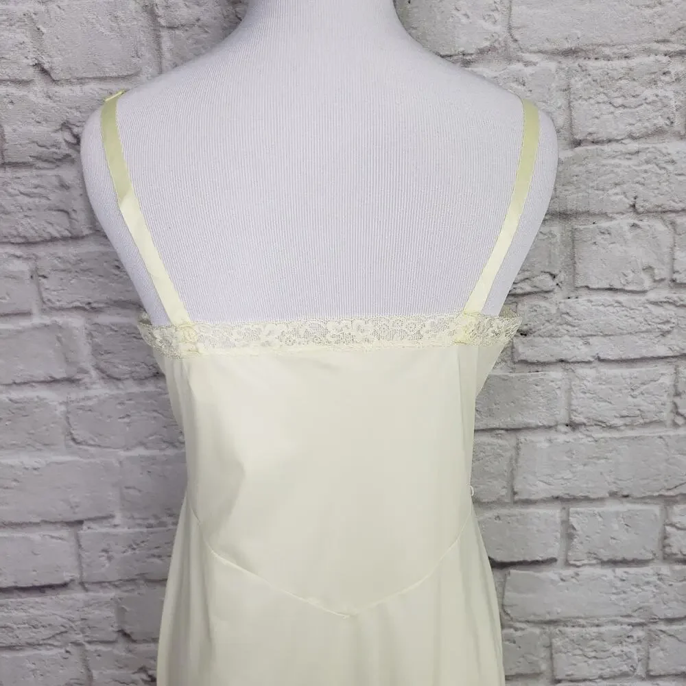 Vintage Heiress Yellow Nylon Full Slip Floral Lace Adjustable Strap 38 Average - Picture 10 of 14